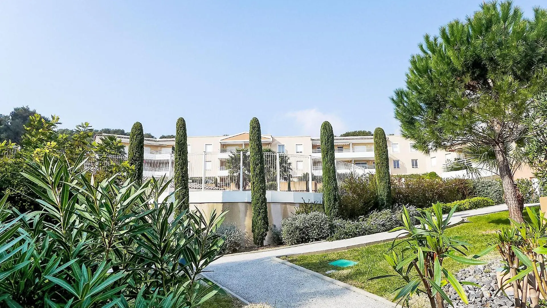 Apartment Le Domaine De La Baie-4 By Interhome キャバレール・シュル・メール