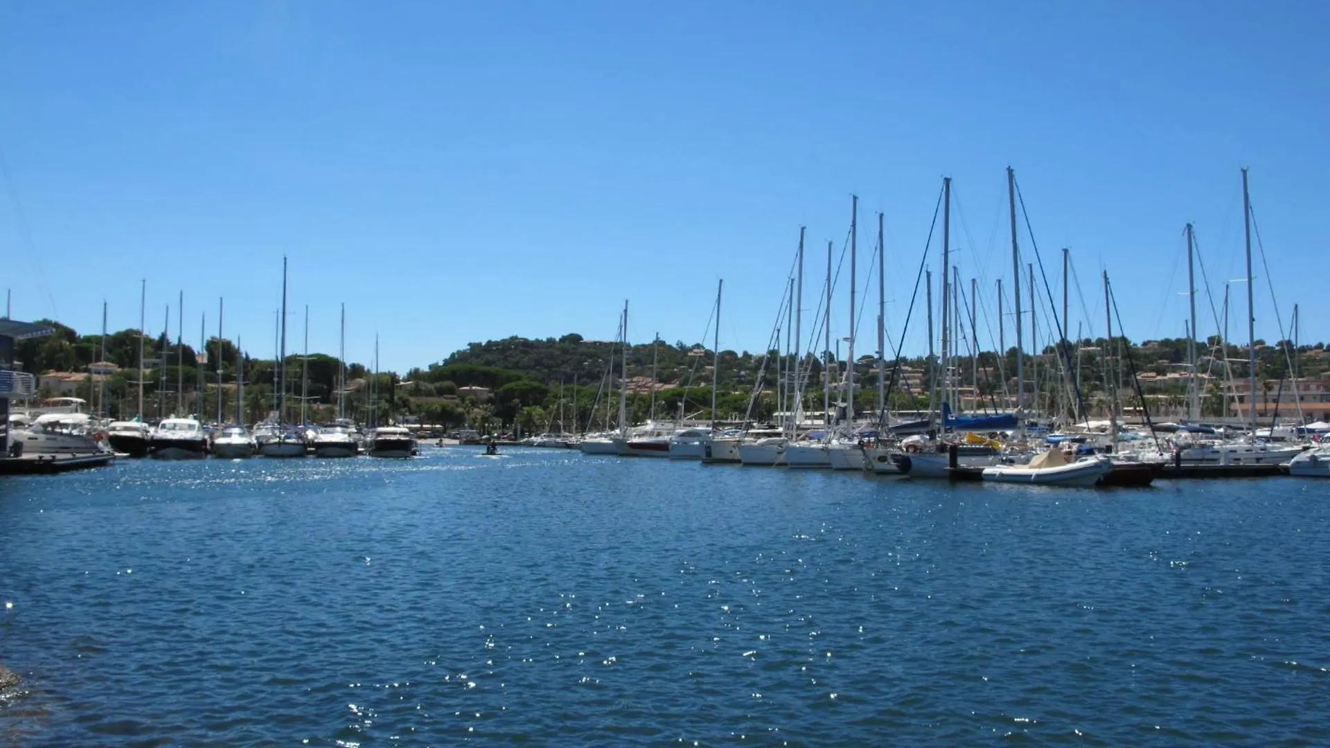 Apartment Le Domaine De La Baie-4 By Interhome キャバレール・シュル・メール