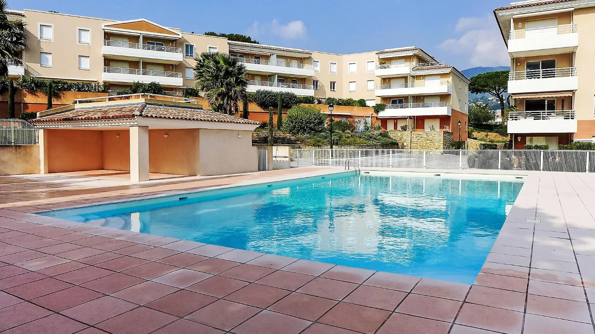 Apartment Le Domaine De La Baie-4 By Interhome キャバレール・シュル・メール